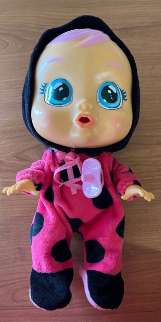 Bebe lloron mariquita y mariposa