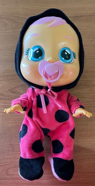 Bebe lloron mariquita y mariposa