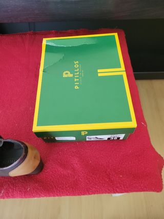 Zapatos de tacón Pitillos. 36. 