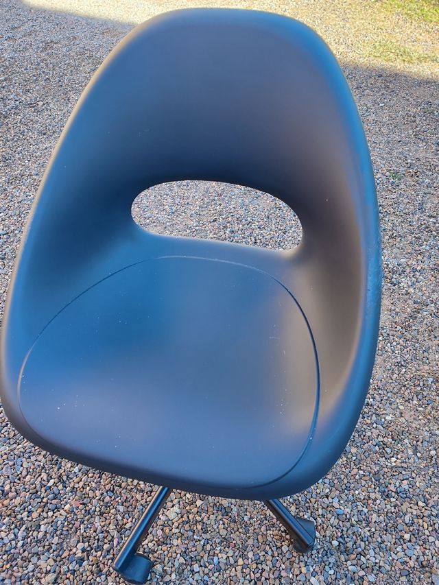 CADIRA GIRATÒRIA ELDBERGET/HALSKÄR