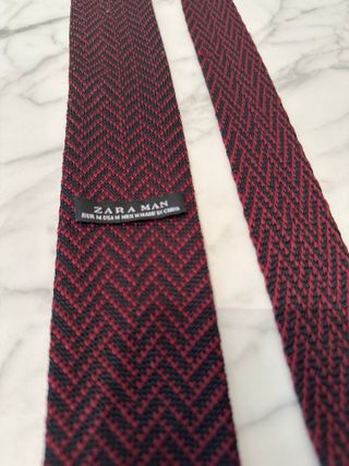 Corbata de Punto Roja-Negra Zara