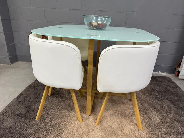 Mesa de comedor y 4 sillas 100x100cm Tara