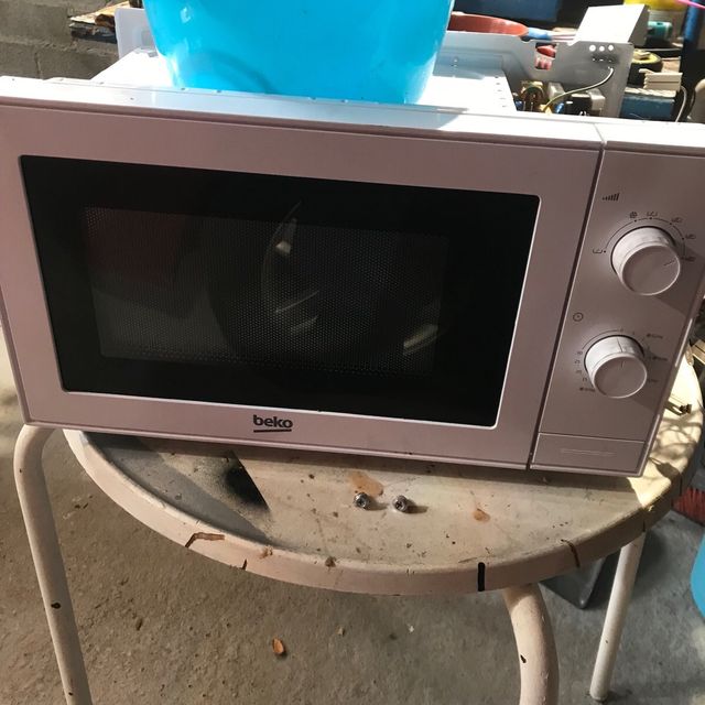 Despiece microondas BEKO