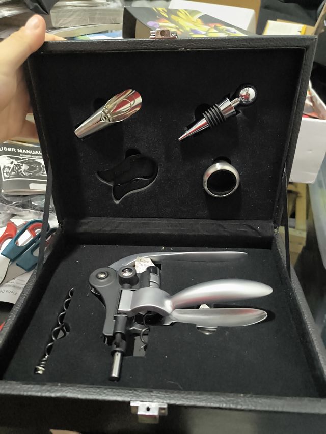 Kit sacacorchos nuevo en su estuche