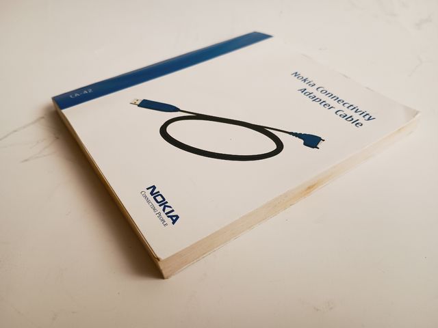 CAVO ADATTATORE DI CONNETTIVITÀ NOKIA CA-42