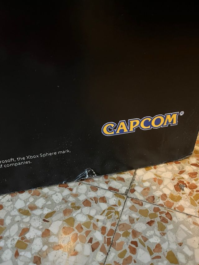 Resident Evil 4 Espositore Stand Display Ufficiale