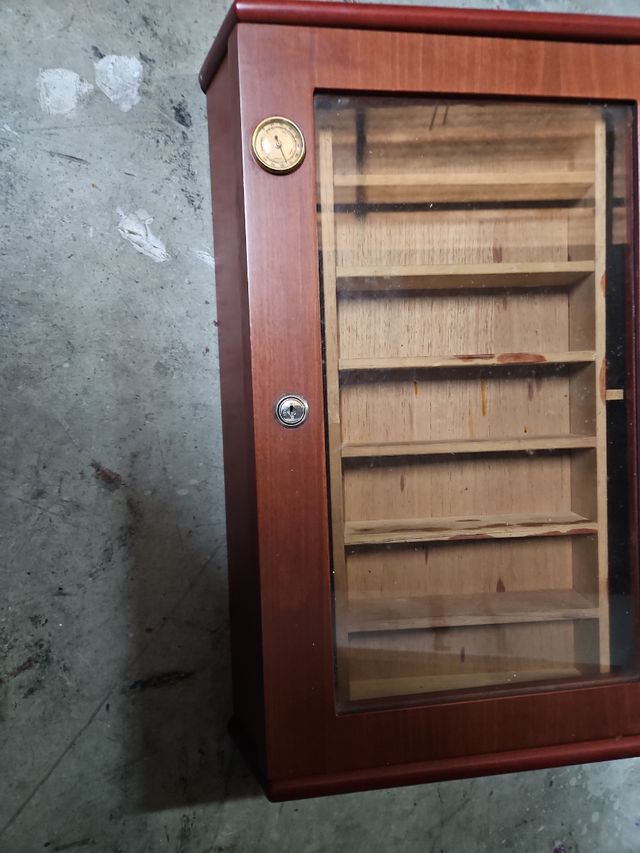 Cava para puros, mueble guardar puros