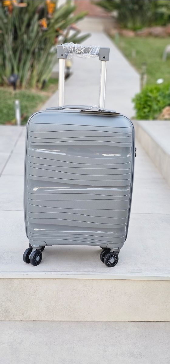 Maletas 53x34x18cm (NUEVAS)