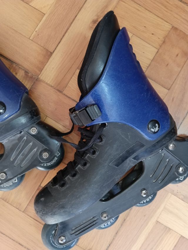 Patines de linea con funda.