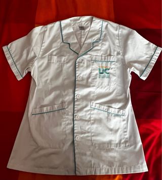 Casacas enfermería Universidad de Cantabria