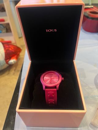 Reloj fucsia Tous. original