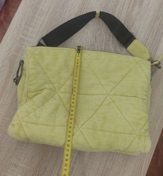 ‼️ PRECIO NO NEGOCIABLE ‼️ Bolso vaquero amarillo 