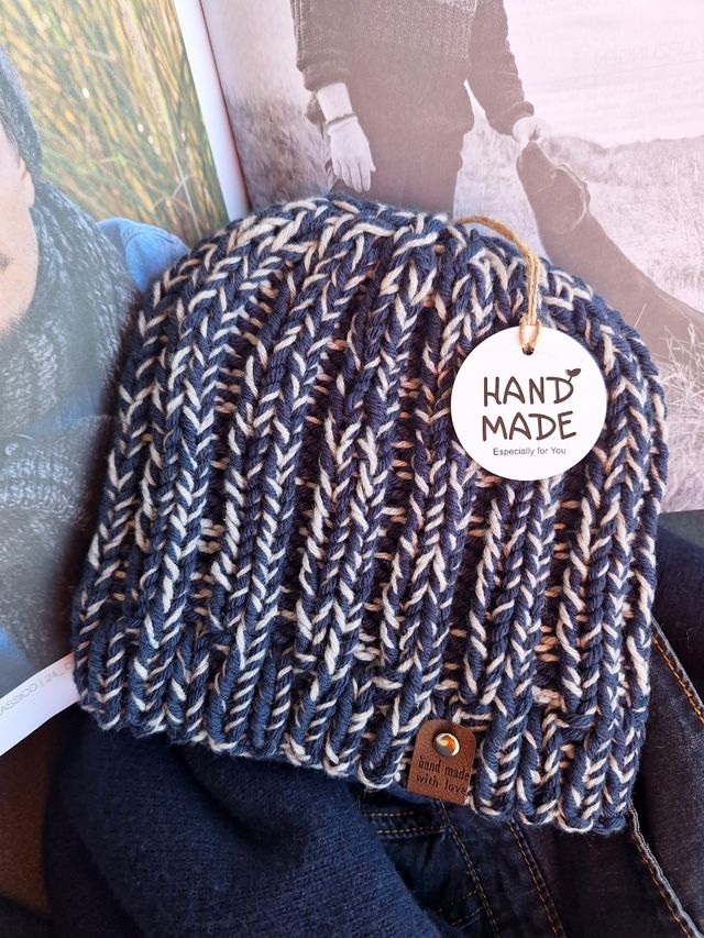 Berretto uomo pura lana fatto a mano