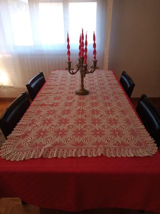 Centrotavola in pizzo metà Ottocento