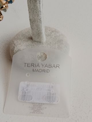 Pendientes Teria Yabar