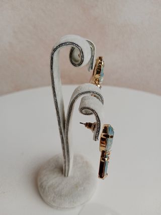 Pendientes Teria Yabar