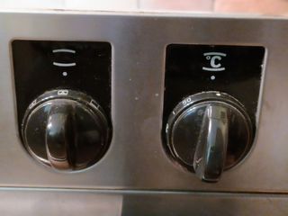 HORNO ELÉCTRICO ENCASTRABLE TEKA
