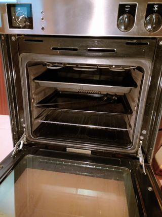 HORNO ELÉCTRICO ENCASTRABLE TEKA
