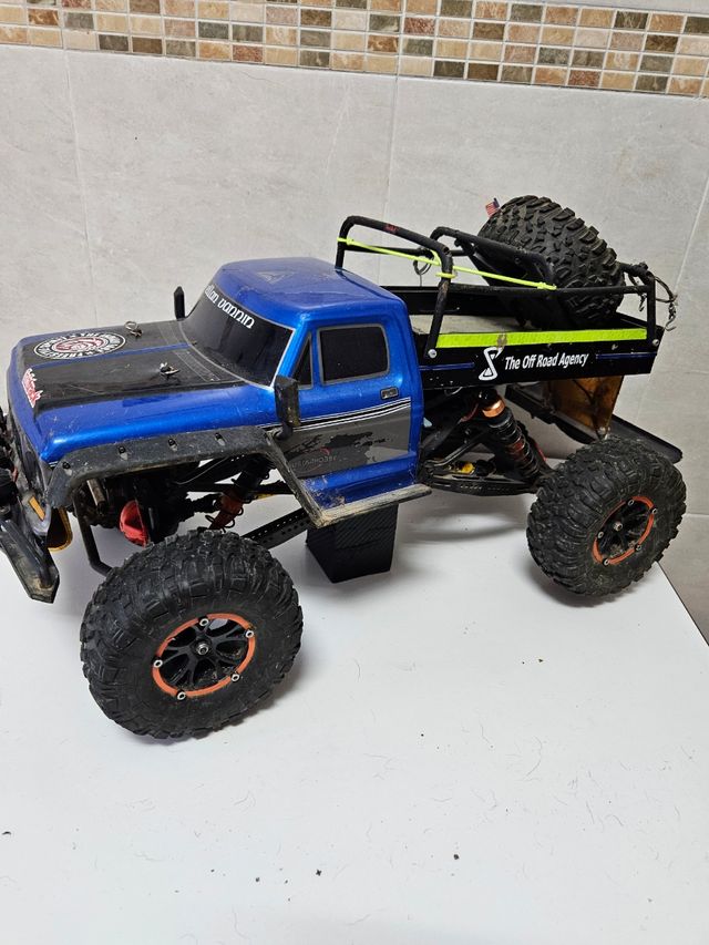 Coche radiocontrol crawler