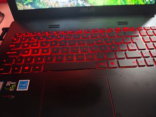 Portátil gaming Asus rog gl552vw