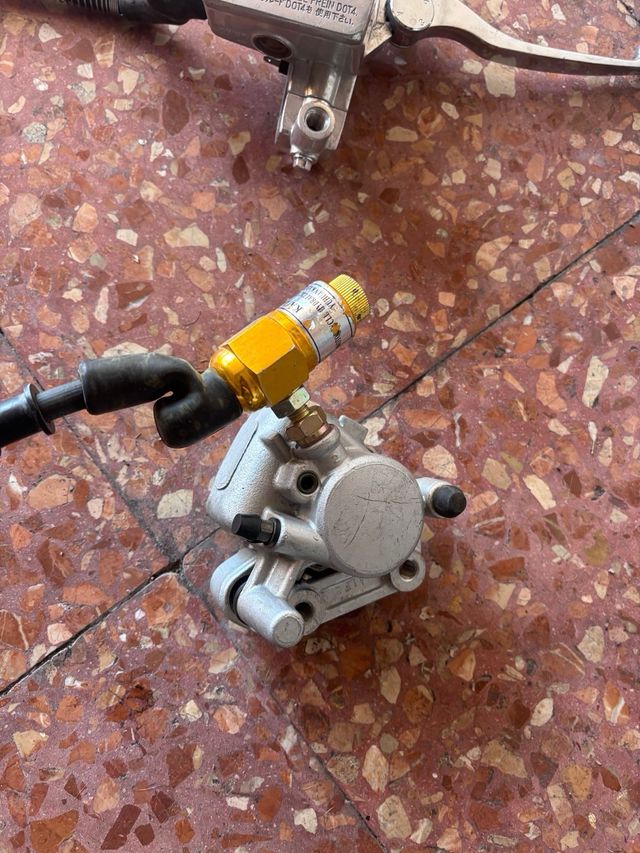 Freno delantero moto 