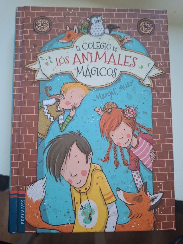 El colegio de los animales mágicos