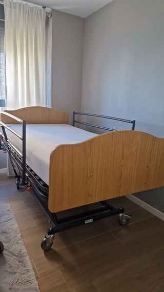 Cama articulada con elevacion NUEVA sin estrenar