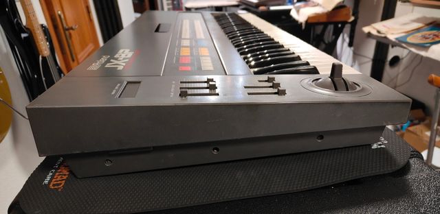 Roland jx8p