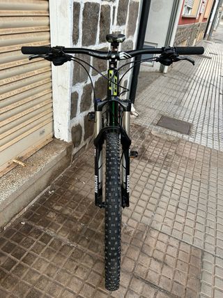 bucicleta gt verb expert 2017
