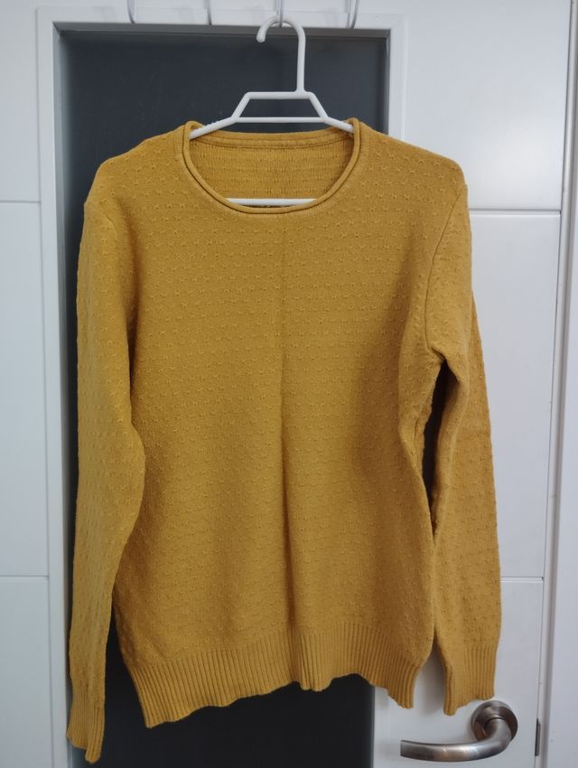 Jersey cuello redondo mostaza