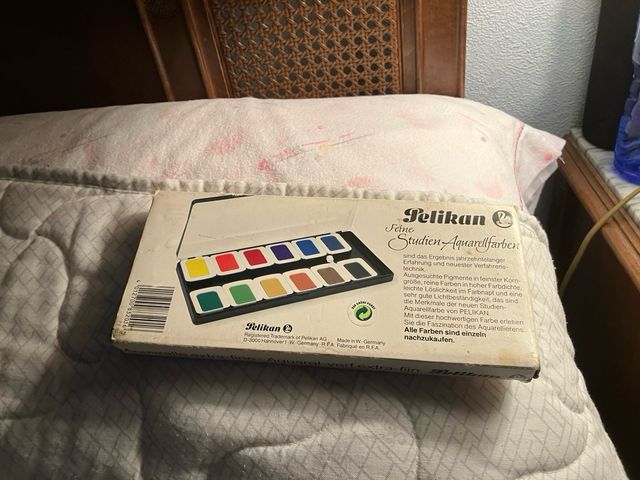 Set pelikan acuarelas finas con pinceles