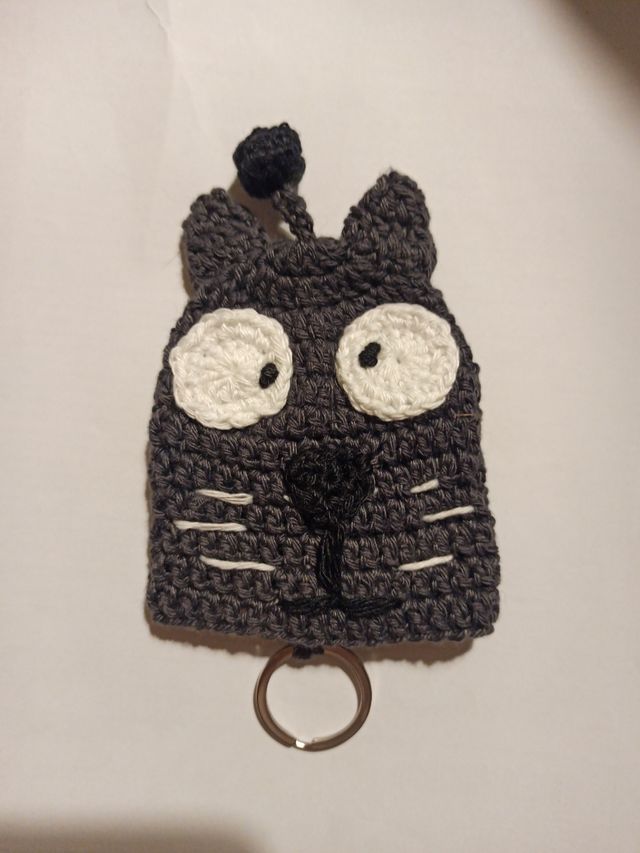 Llavero de ganchillo – Gato