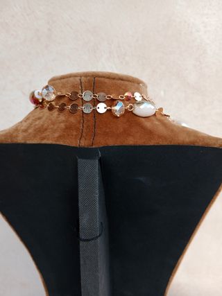  Collar Largo con Perlas y Abalorios 