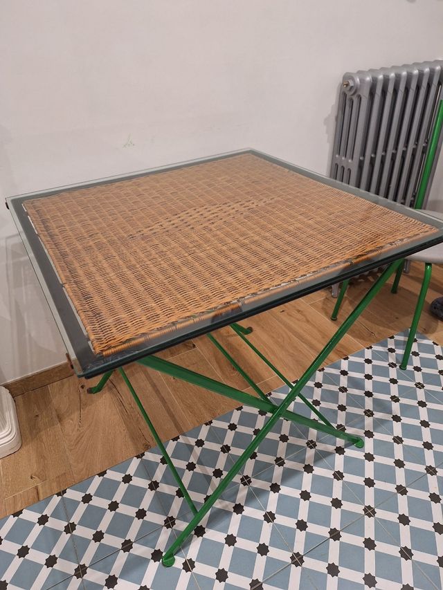 Mesa plegable cristal