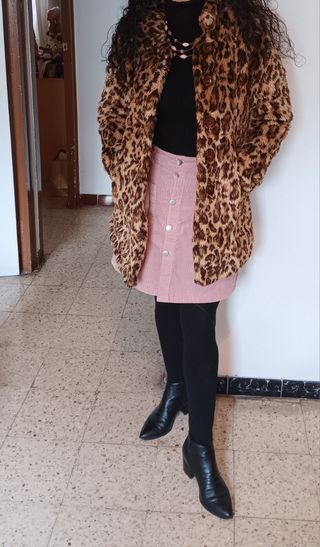 Chaquetón de piel sintética de leopardo