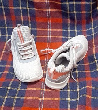 ZAPATILLAS 36 COLOR ROSA