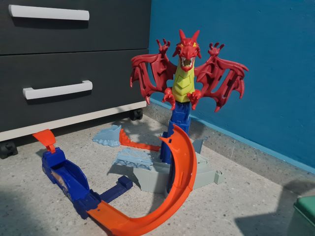 Pista hotweels dragon