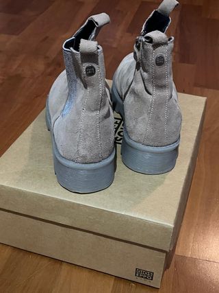 Botins Gioseppo nena, talla 34