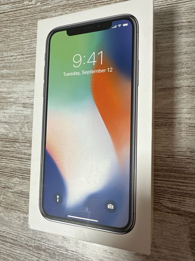 Caja vacia de IPhone X