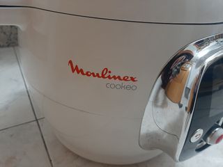 MOULINEX ROBOT.