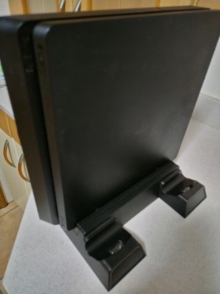 Ps4 slim 1tb