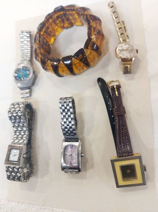 Lote de relojes de mujeres antiguas 