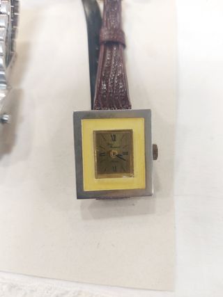Lote de relojes de mujeres antiguas 