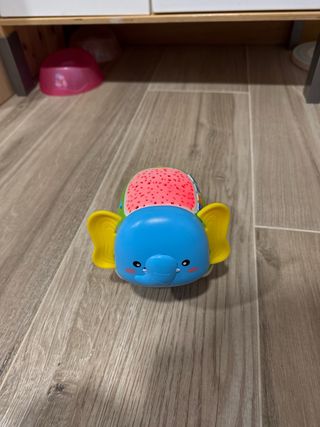 Elefante con luces y sonido