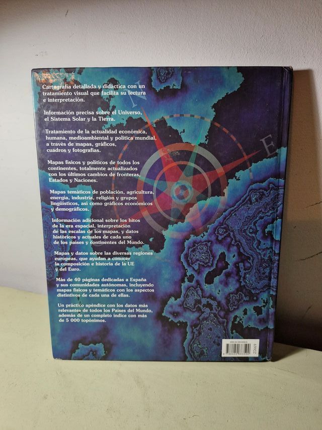 ATLAS ESCOLAR UNIVERSAL