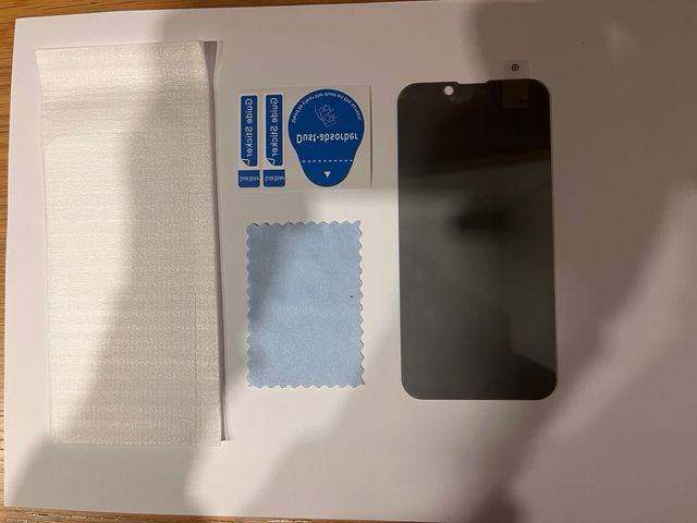 Vendo protetor/ película ecrã iPhone 13 mini novo