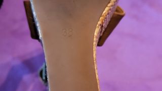 Sandalias de cuña marrones