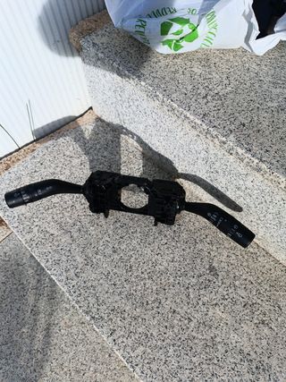 MANDO LUZ INTERM  BDEL1D BDENA MAZDA 3 SEDAN 18/22