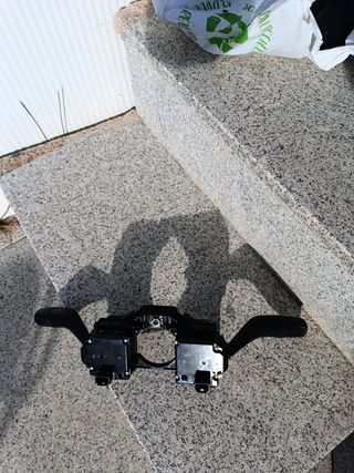 MANDO LUZ INTERM  BDEL1D BDENA MAZDA 3 SEDAN 18/22