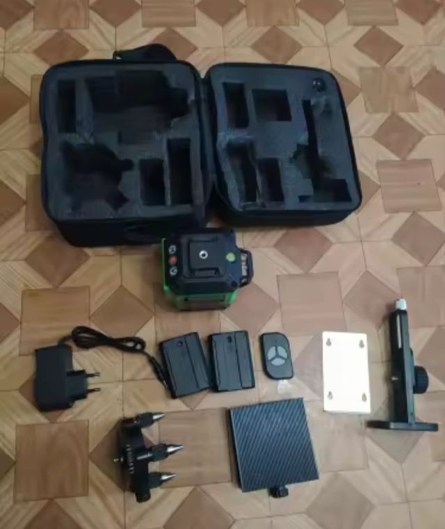 Nivel Laser autonivelante